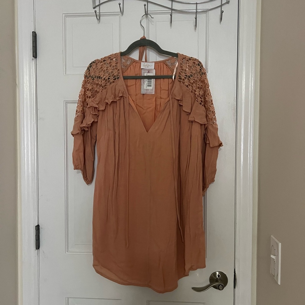 Tan/Desert open shoulder design dress